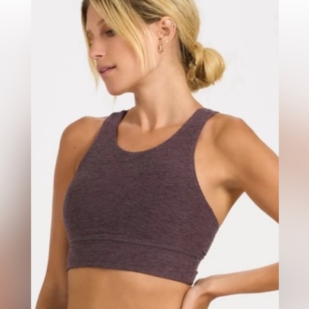 Vuori Purple Sports Bra medium. Purple